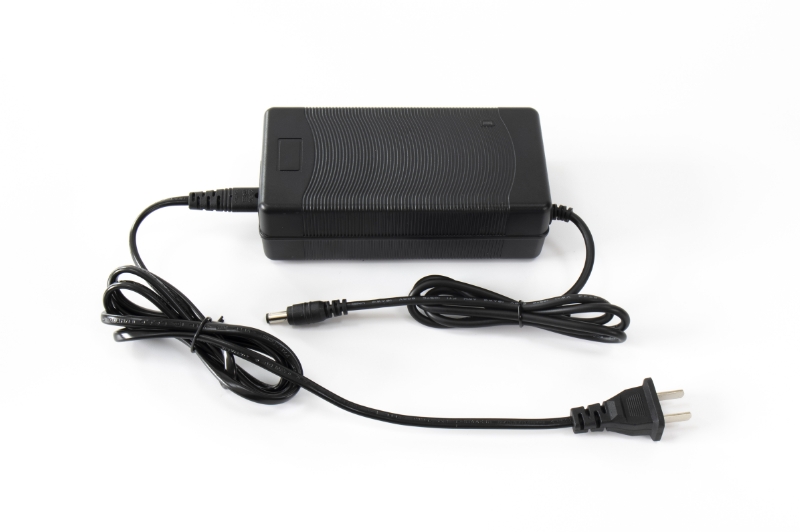 High-capacity battery charger